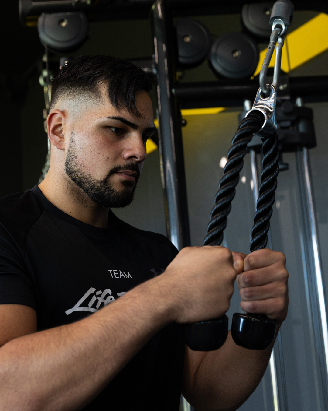 MACHINES & ATTACHMENTS